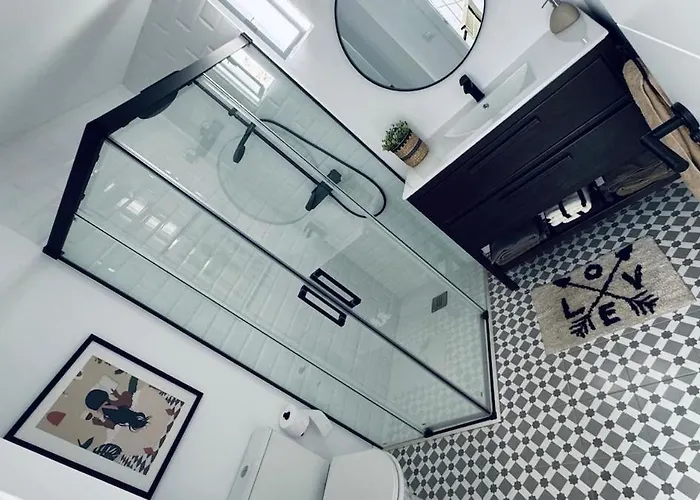 Casa En El Centro , Con Amplia Terraza
